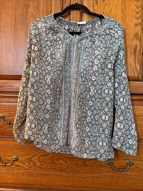 Bohemian Bishop-Sleeve blouse